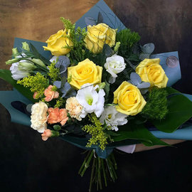 Mixed Bouquet with Roses, Carnations and Lysianthus