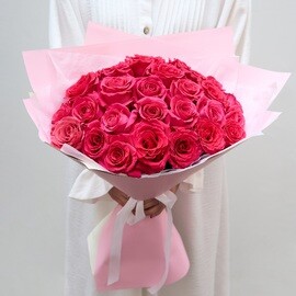 27 Roses 80 cm Ecuadorian Pink