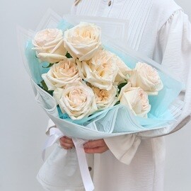 9 Roses 80 cm French White