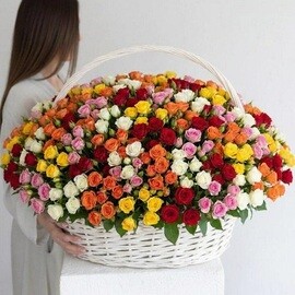 Корзина 251 Роза Кения Микс