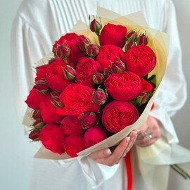 15 Роз 80 см Пионовидные Кустовые Красные