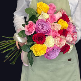 Букет Разноцветных Роз