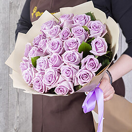 25 Эквадорских Лиловых Роз 60 см