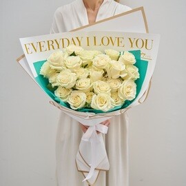 27 Roses 60 cm Ecuadorian White