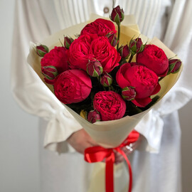 7 Роз 70 см Пионовидные Кустовые Красные