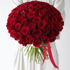 Bouquet "51 Kenyan Roses"