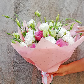 Bouquet of eustoma