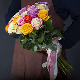 27 Roses 60 cm Ecuadorian Mix