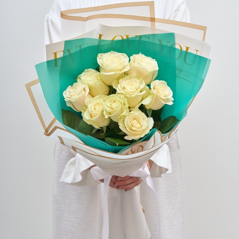 9 Ecuadorian White Roses 60 cm, 9 items