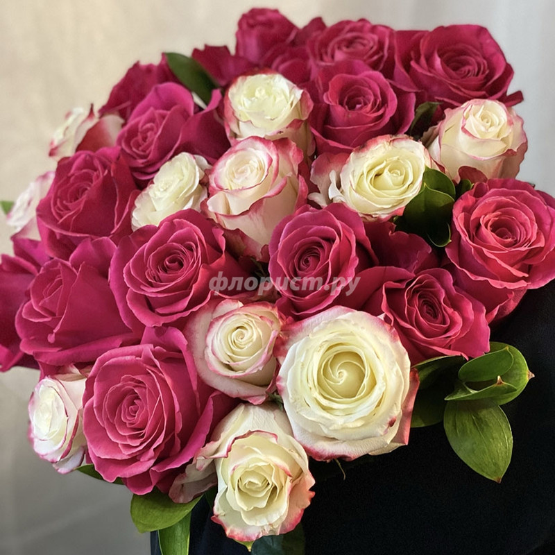 25 Roses, 25 stems