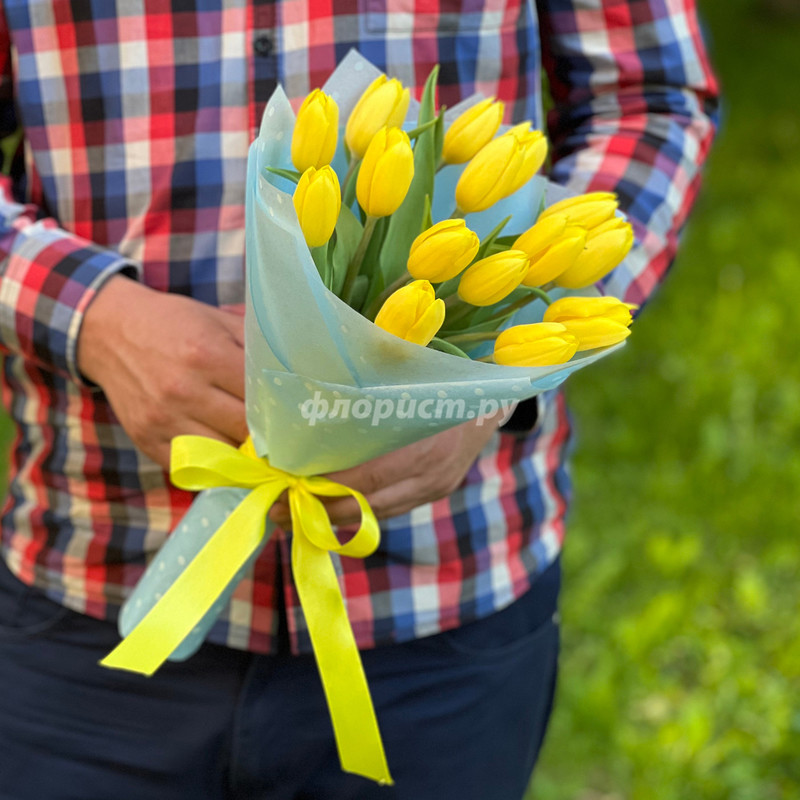 Жёлтые Тюльпаны, 15 тюльпанов