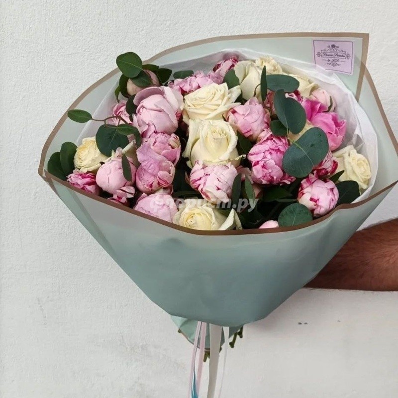 Tenderness in a Bouquet, standard