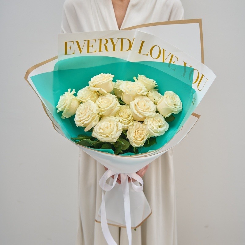 White Roses, 15 stems