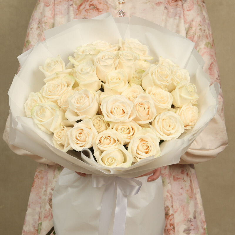 51 White Rose, 51 stems