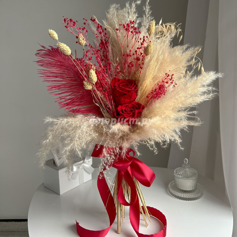 Bouquet of dried flowers "Flame of love", standard