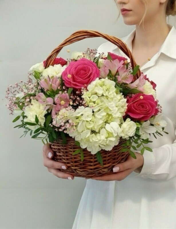 Корзина с цветами Весенняя капель, стандартный
