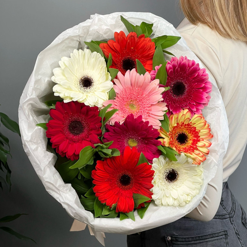 Bouquet of flowers: "Classic in a modern frame", standart