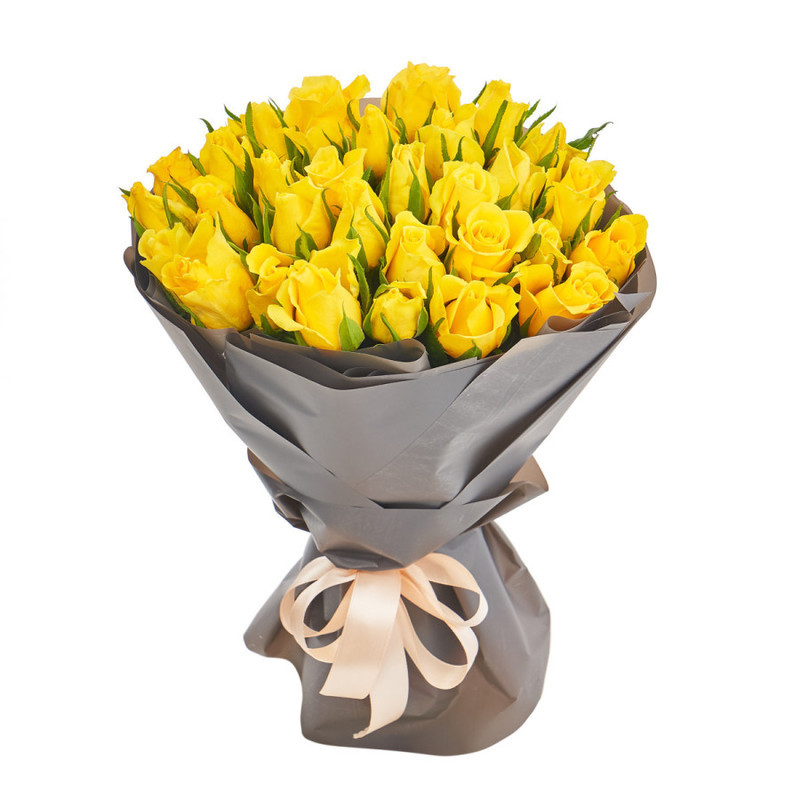 Bouquet of 31 yellow Kenyan roses in a package, standart