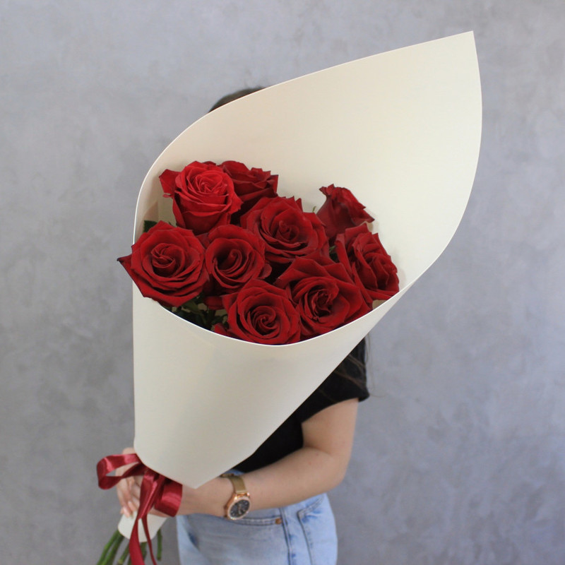 Bouquet of elite red roses, standart