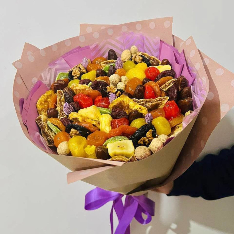 Bouquet of dried fruits for mom, standart