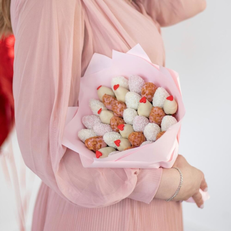 Bouquet of strawberries in chocolate "Frese" - S, standart