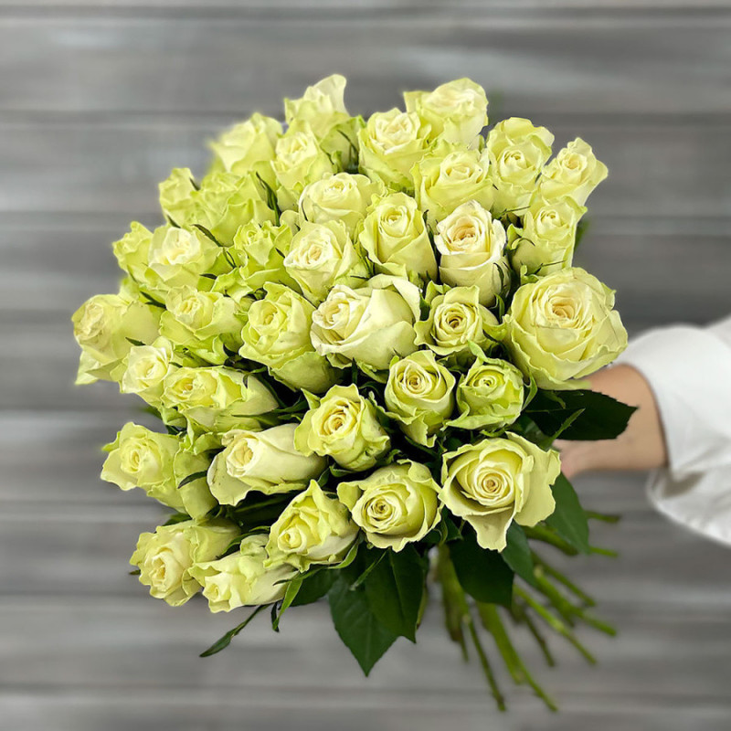 Bouquet of white roses 40 cm, premium
