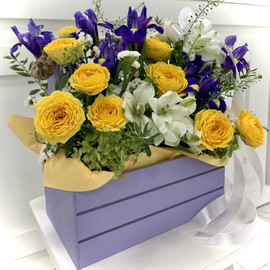 Mixed bouquet in a box