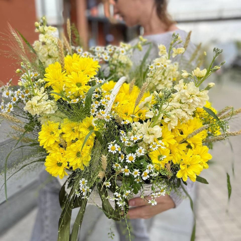 Basket of fragrant wildflowers, standart