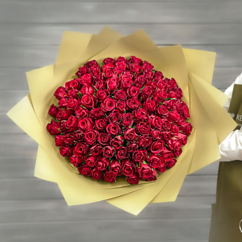 Букет из 101 красной розы 40 см в упаковке, стандартный