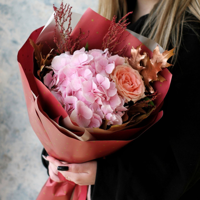 Bouquet of hydrangea with rose "Purple", standart