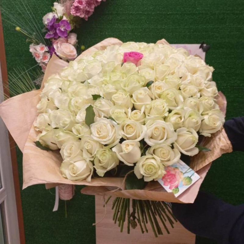 Romantic bouquet "100 and 1 rose", standart
