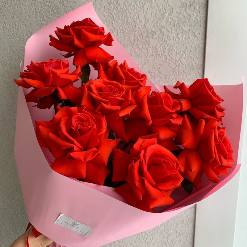 Bouquet of lush French roses, standart