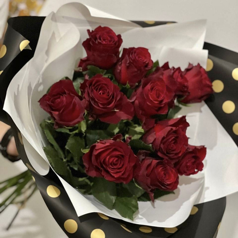 Bouquet of 11 red roses, standart
