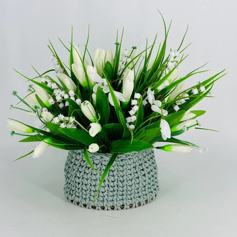 Bouquet of artificial flowers in a knitted flower pot, standart
