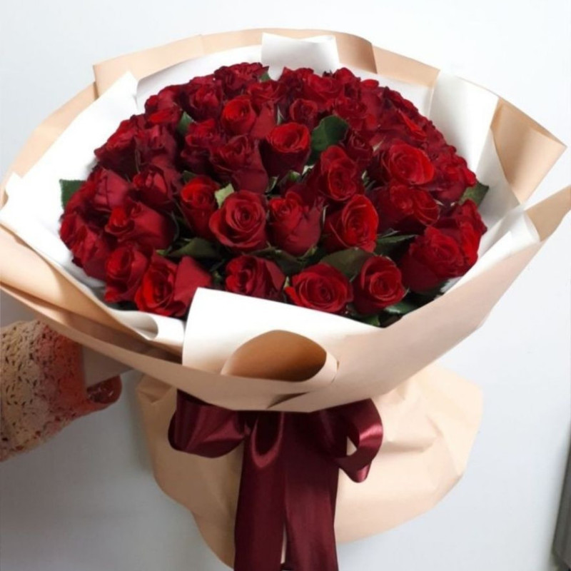 55 red roses., standart