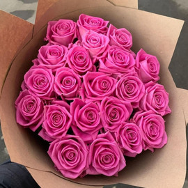 Bouquet of 21 pink roses