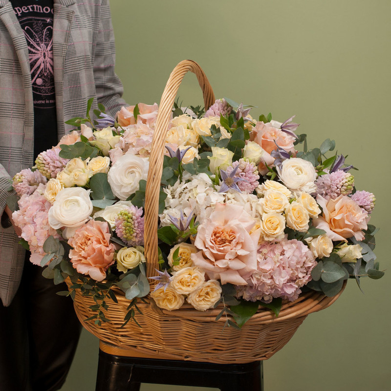 Basket of flowers "Flowers in Paradise", standart