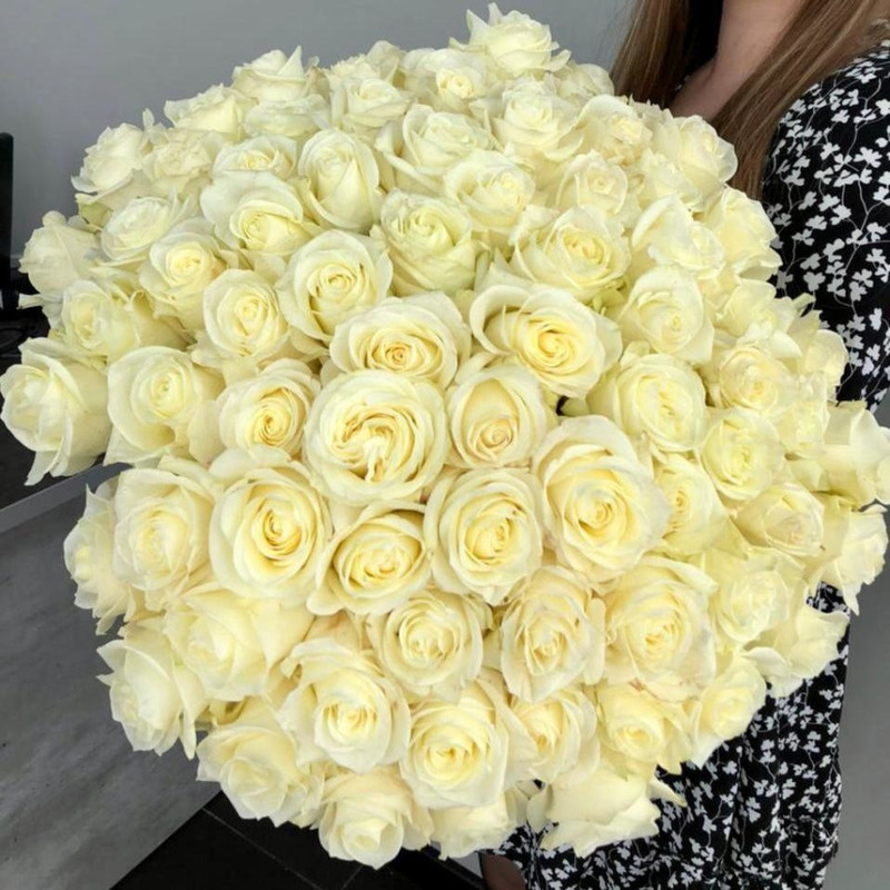 Bouquet of 75 white roses, standart