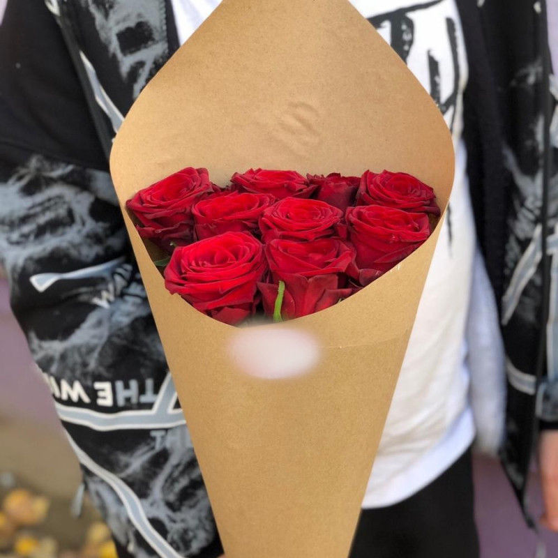 Bouquet of red roses "Warm smile", standart