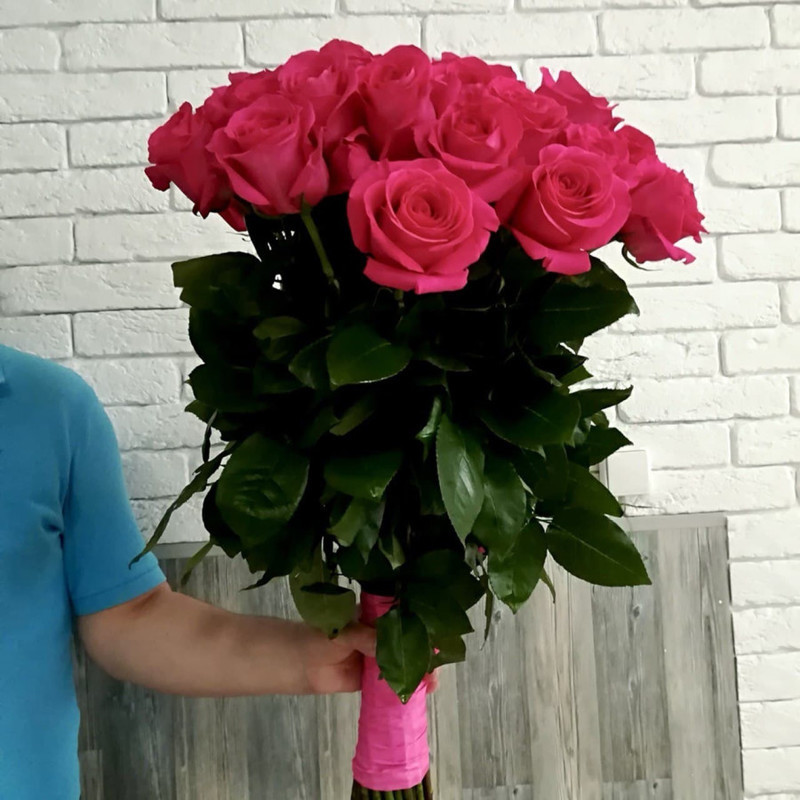 Букет из 25 розовых роз, стандартный