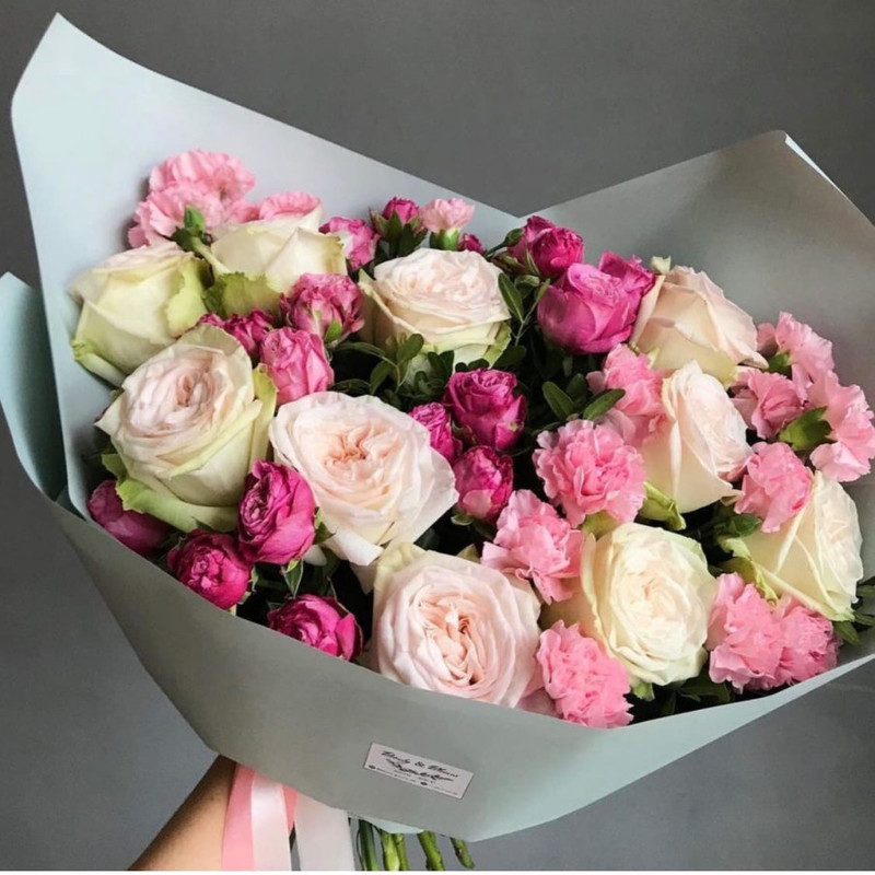 Delicate bouquet with peony roses, standart