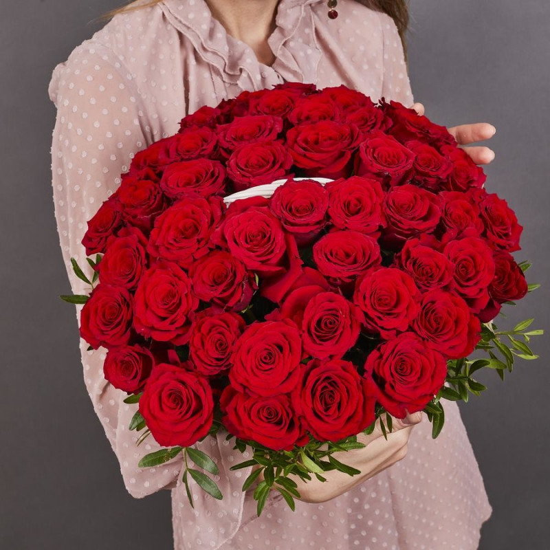 Composition of 51 red roses in a basket, mini
