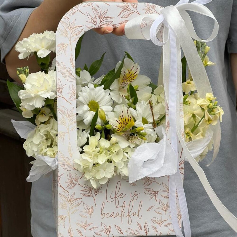 Flowers in a handbag “Happiness”, standart