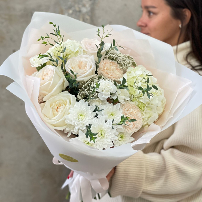 Bouquet “Snow-white tenderness”, standart