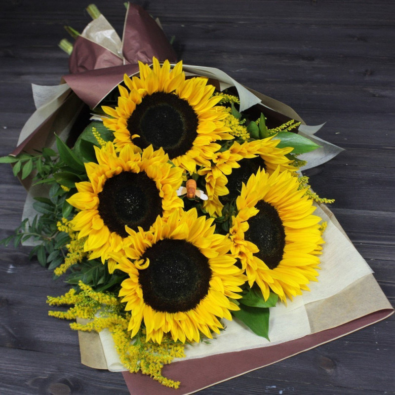 bouquet of 5 sunflowers, standart