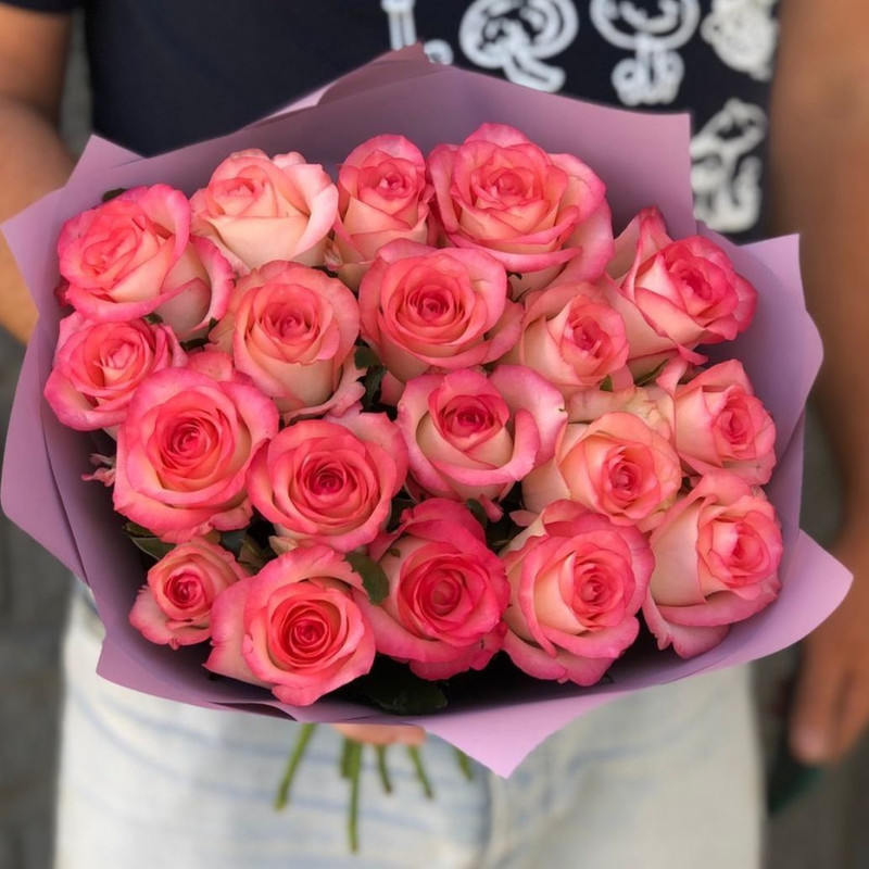 Bouquet of 19 roses Jumilia, standart