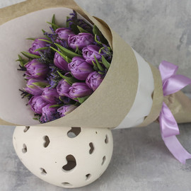 Bouquet of 15 tulips "Lilac peony tulips Double Price with limonium"
