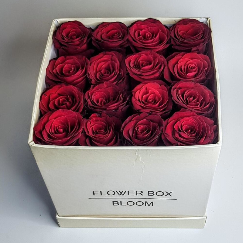 Flowers in a surprise box, red rose, standart