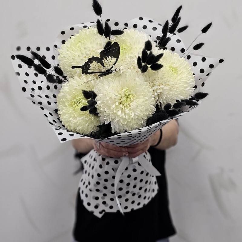 Bouquet of single-headed chrysanthemums Antonov Magnum, standart