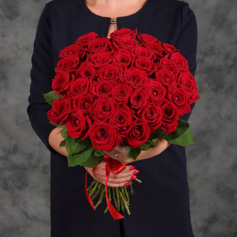 Bouquet of 31 red roses under the ribbon, standart